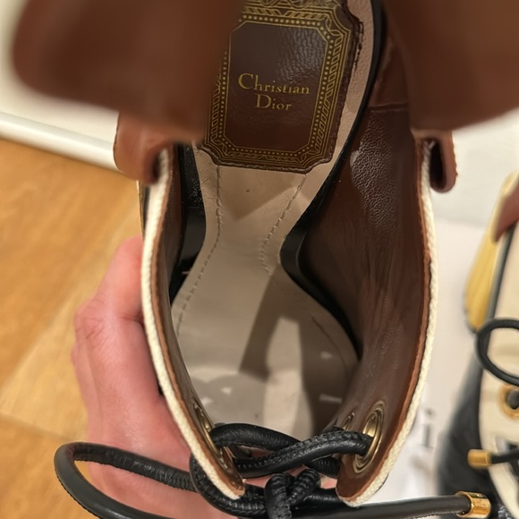 Dior glorious pump in canvas, leather and crinkled leather - Picture 15 of 17